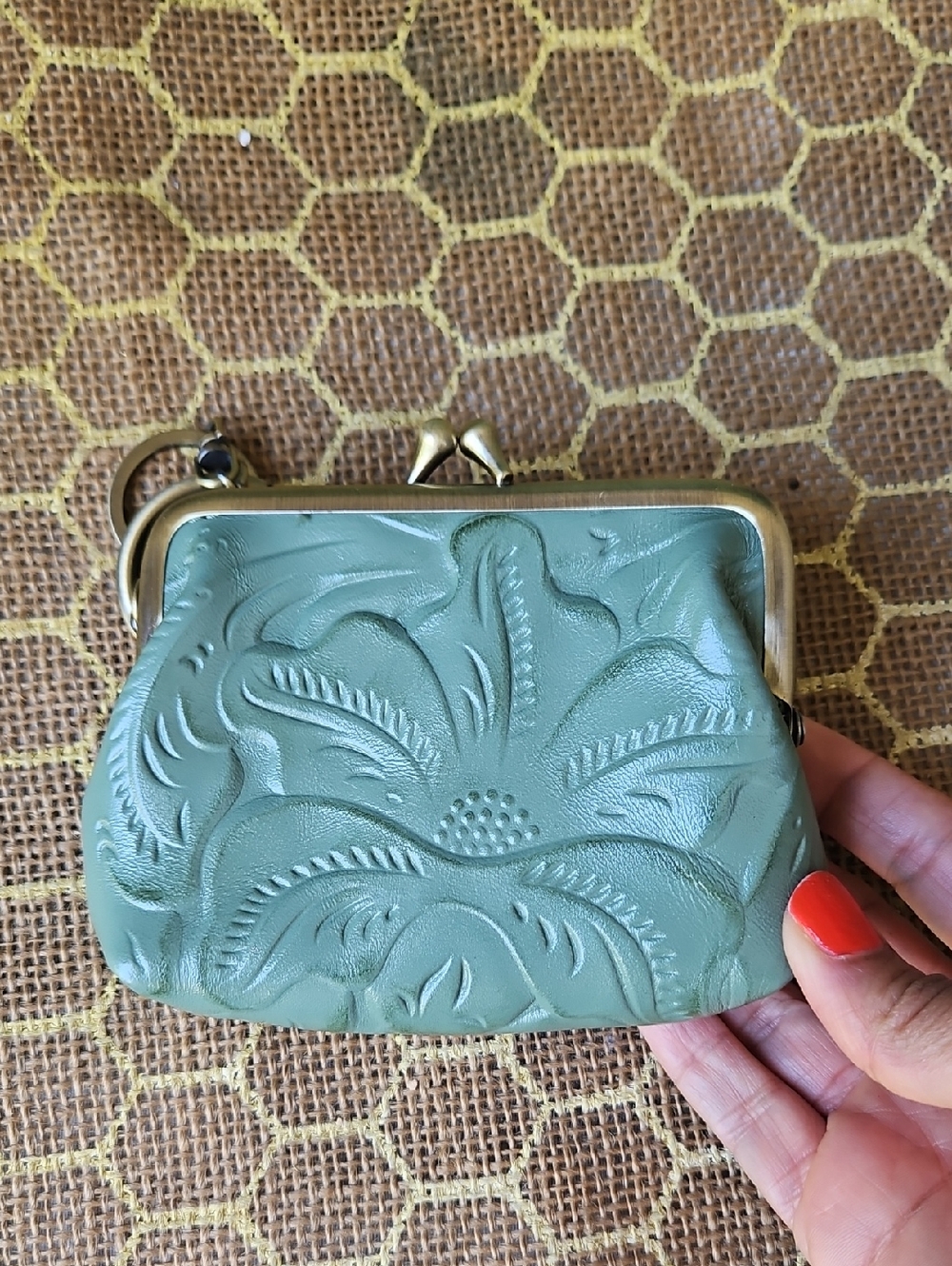 Patricia Nash Green Embossed Leather Coin Purse - Picture 2 of 6